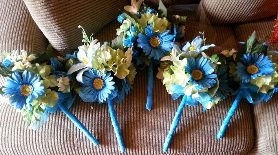 Sweet Elegance Cakes-By Tracie Floral Set Up