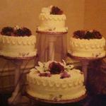 Sweet Elegance Cakes-By Tracie
